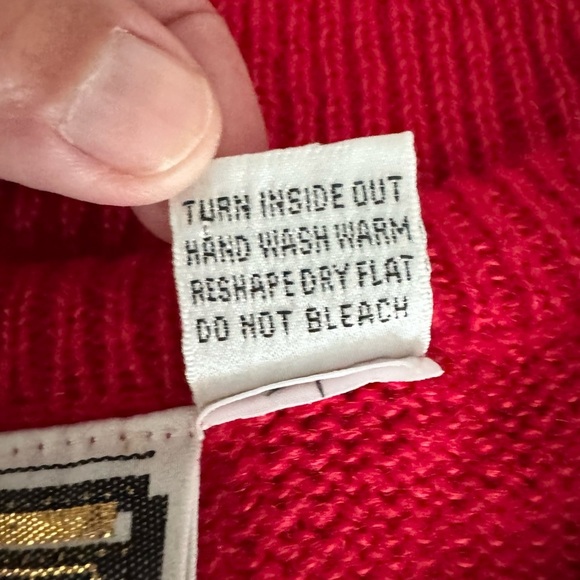 GLITZ by UNIT (Vtg)Red Knit Abstract Sequin 80s Geometric Beads Sweater-Size Med - Picture 4 of 6